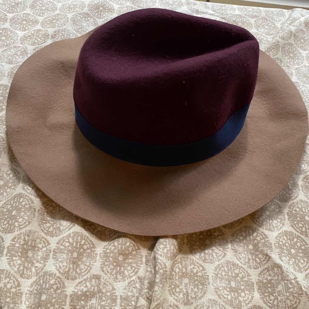 BCBG Colorblock wool hat